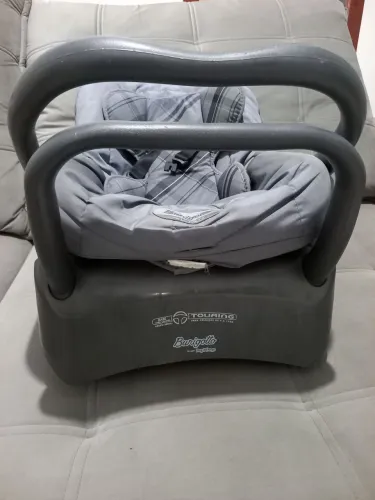 BEBÊ CONFORTO COM BASE TOURING BURIGOTTO INFANTIL