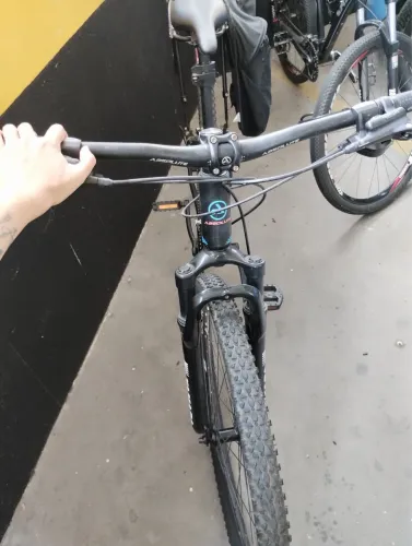 Bicicleta absolut com bagageiro 