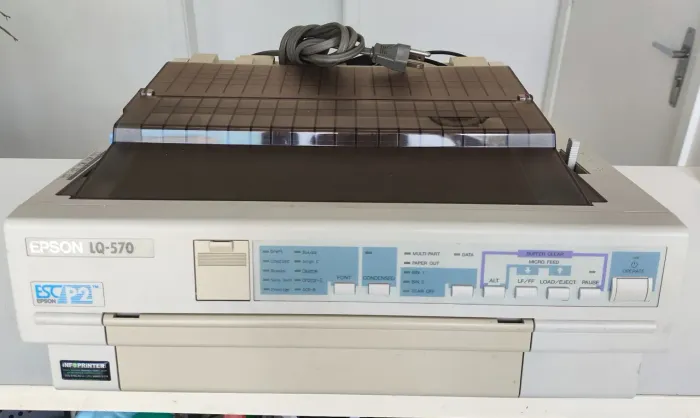 Impressora matricial Epson LQ570+ bem conservada, cabo adaptador paralela centronix