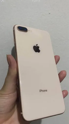 Vendo iPhone 8 Plus original! (Sem marcas de uso)