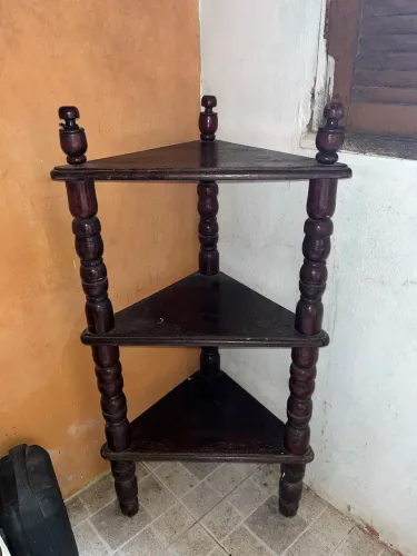 Cantoneira de madeira pura