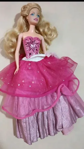 Barbie Moda e Magia Original -R$ 100 ?