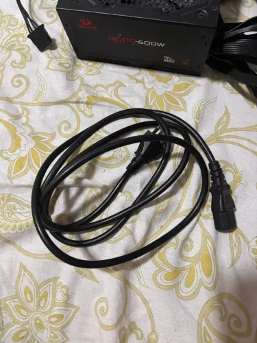 Fonte pc 600w Redragon 