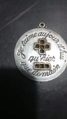 Medalha do Amor Eterno (Estilo Alphonse Augis) em Prata de Lei