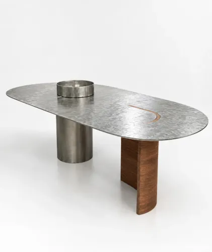 Mesa de Jantar orgânica em inox