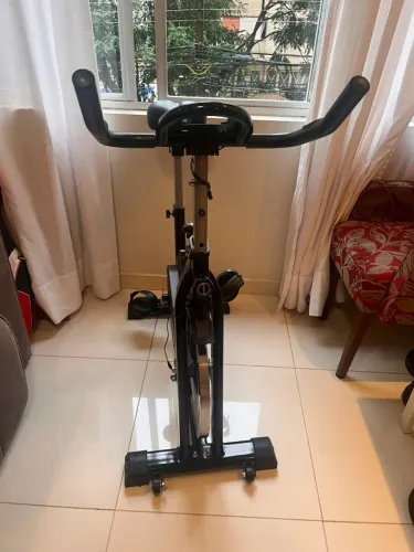 Bicicleta Ergométrica Spinning MULLTX / 13 kg + Resistência Mecânica + BÔNUS: kit halteres