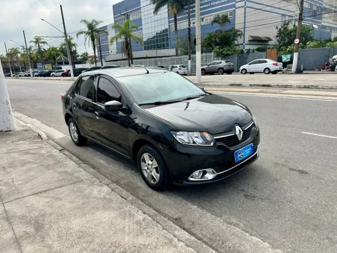Renault Logan Dynamique Hi-flex 1.6 8V 4P 2015