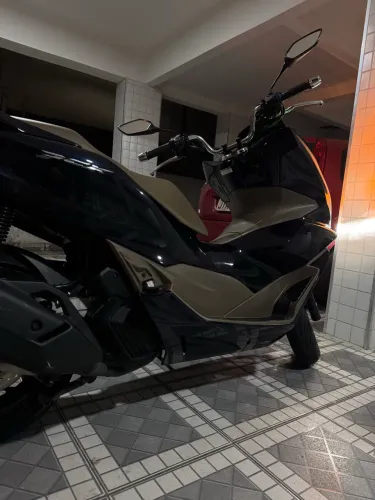 PCX 2025 DLX | Apenas 4.000km