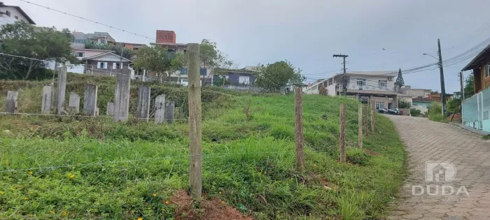 Terreno no Roçado, São José - Oportunidade!