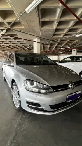 Volkswagen Golf Highline 1.4 TSI 140cv Aut. 2015