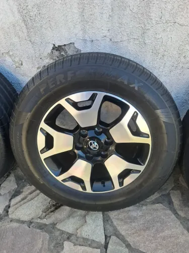 Rodas Hilux Sw4 aro 18 Diamond Originais Toyota