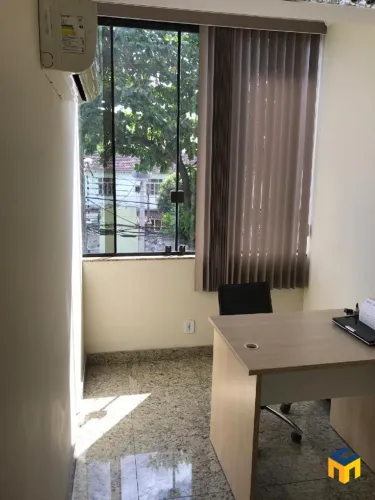 Excelente Prédio Comercial no Centro de Bangu, 3 Andares com faixada de mármore! | Rio de
