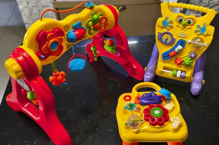 Brinquedo Andador / Centro e Mesa de Atividades