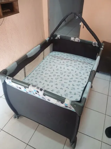 Berço portátil e cercadinho