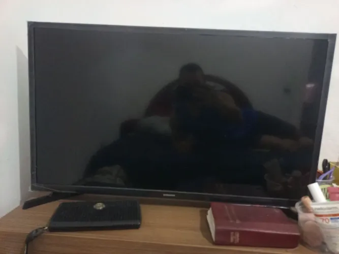 Tv 32 polegadas Samsung smart nova