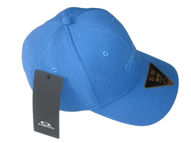Boné Oakley 6 Panel Stretch Metallic Tamanho S/M 
