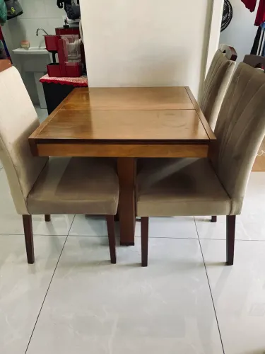 Mesa de jantar de madeira 6 lugares com extensor