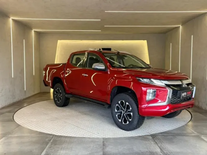 Mitsubishi L200 Triton Sport HPE-S 2.4 CD Dies. AUT 2023
