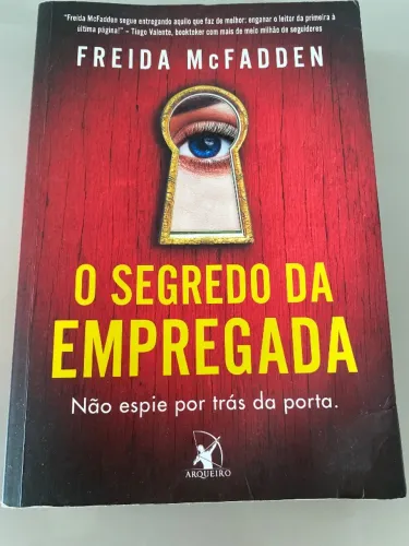 Livro: O Segredo da Empregada (Freida McFadden) - Thriller Psicológico