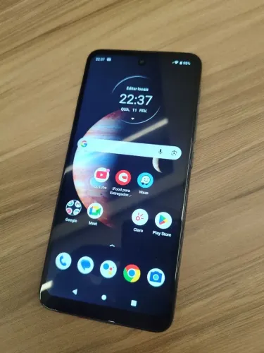 Moto E40 64gb semi- novo