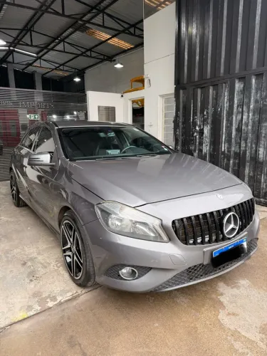 Mercedes-Benz Classe A 200 1.6 TB 16V Urban 156cv Aut. 2014