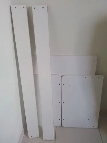 Vendo um berço em ótimo estado,já desmontado valor 100,00