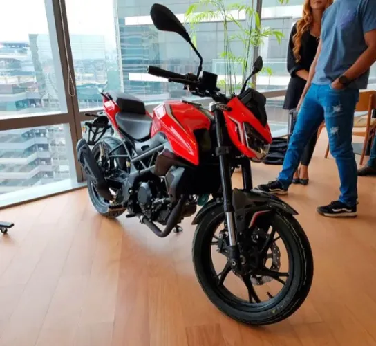 Shineray Flash 250F ABS 2026 - Financiei 100% Sem Entrada em até 48x 