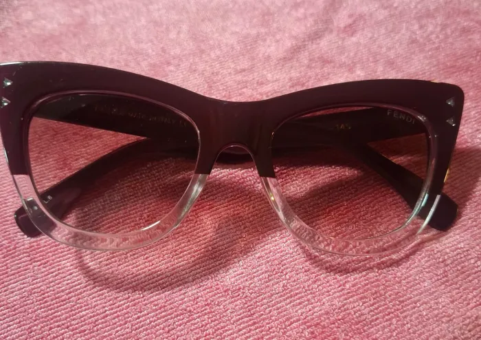 PROMOÇÃO ÓCULOS Fendi original