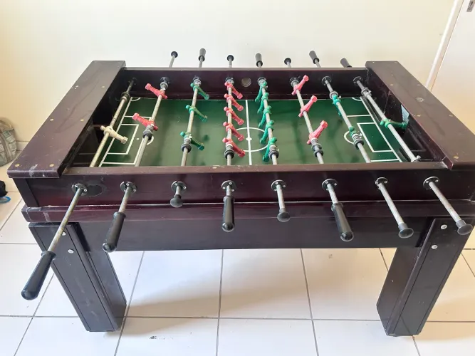 MESA DE PEBOLIM EDWARD?S PAIVA