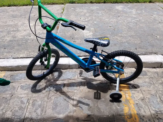 Bicicleta menino Aro 16 toda perfeitaaa
