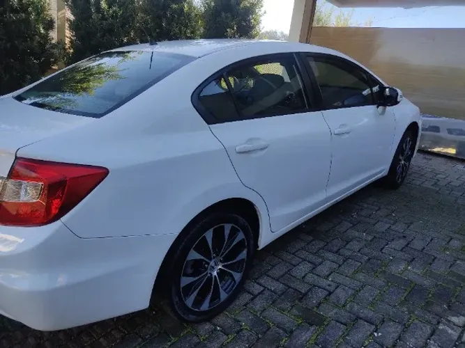 Honda Civic Sedan LXR 2.0 Flexone 16V Aut. 4P 2016