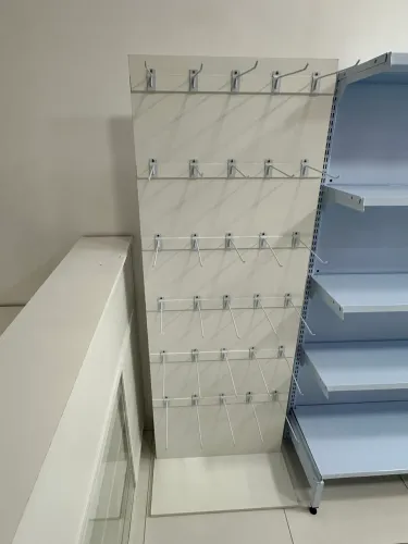 Expositor gancho Mdf