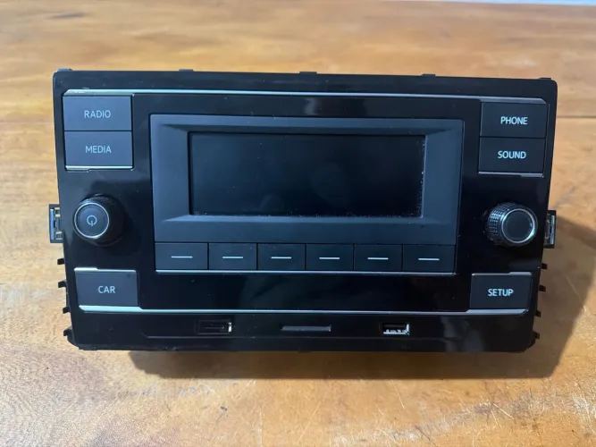 Rádio original Volkswagen polo track