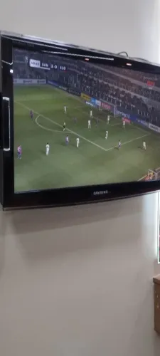 Dois monitores 24 polegadas 