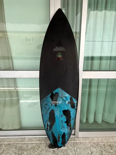 Vendo prancha Arenque Dos Dora 5'11 32,1L 19,50 x 2,56  