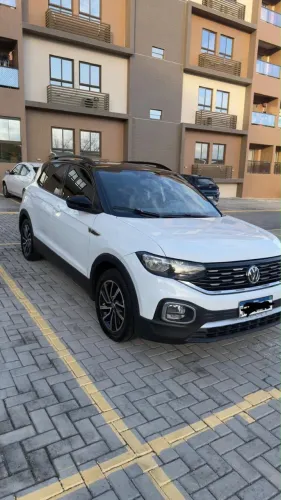 T Cross sense 2020