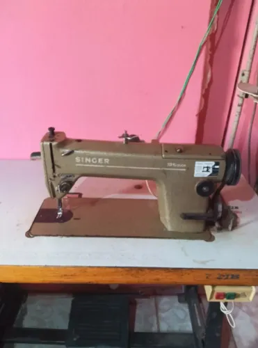 Máquina de costura semi industrial