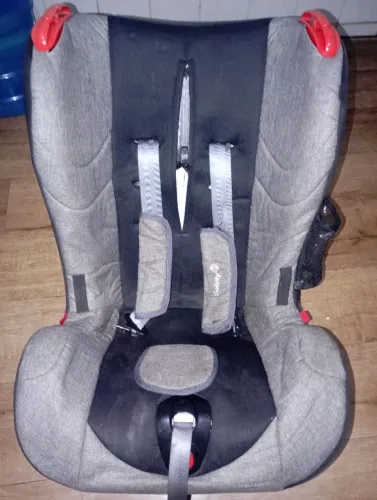 Cadeirinha infantil carro 1 a 3 anos 