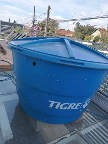 Caixa d'água (com ou sem motor)