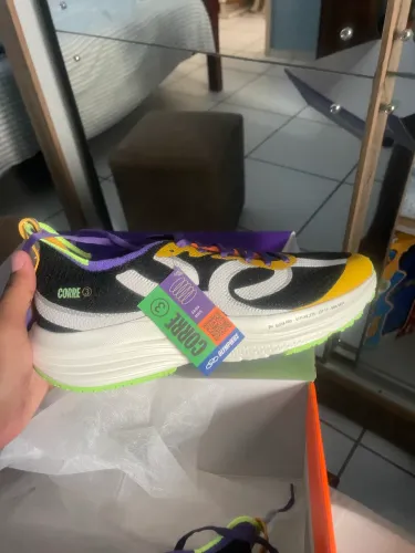 Corre 3 olympikus, tamanho 40.