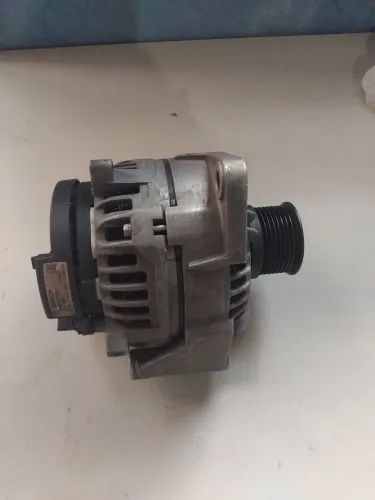 Alternador 28V, 80A
