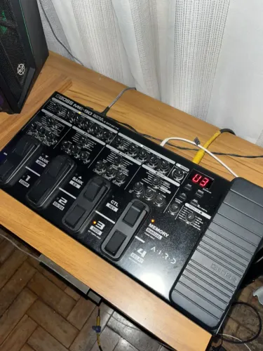 PEDALEIRA BOSS ME-90