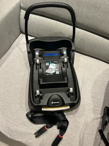 Bebê Conforto Maxi-Cosi CabrioFix + Base Isofix + Adaptador Yoyo