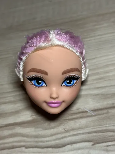 Cabeça boneca para custom Barbie Dream besties Malibu skate party skating