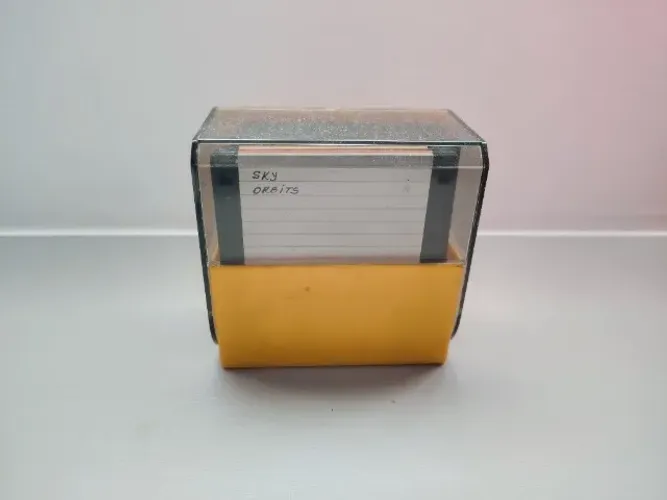Lote 13 disquetes anos 90 com case