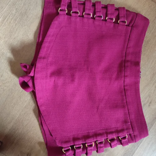 ?Short Saia La Chocolê Alfaiataria Magenta Argolas Veste 38