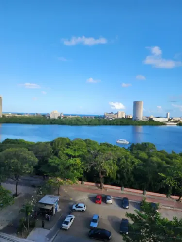 Apartamento três quartos com vista pro Rio na Rua da Aurora