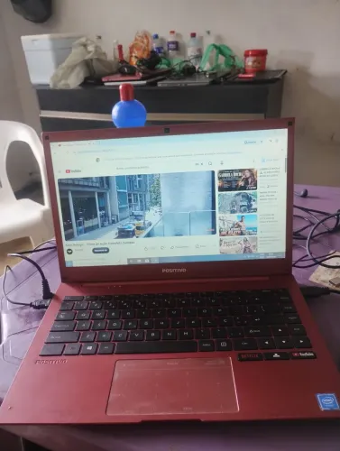 VENDO ESTE NOTEBOOK COM SSD QUADCORE SÓ 299,00