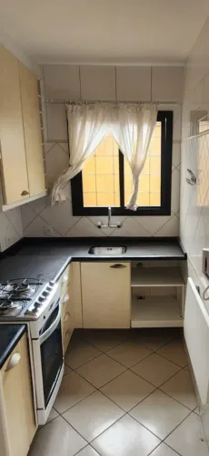Pia de granito com cuba de inox para cozinha
