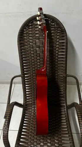 Vendo violão para iniciantes